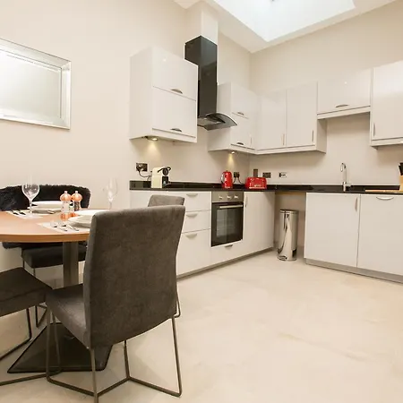 Apartment Mansio Suites Trafalgar House